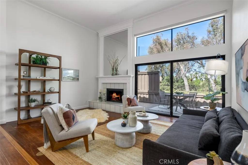 Fullerton, CA 92835,646 Colonial Circle