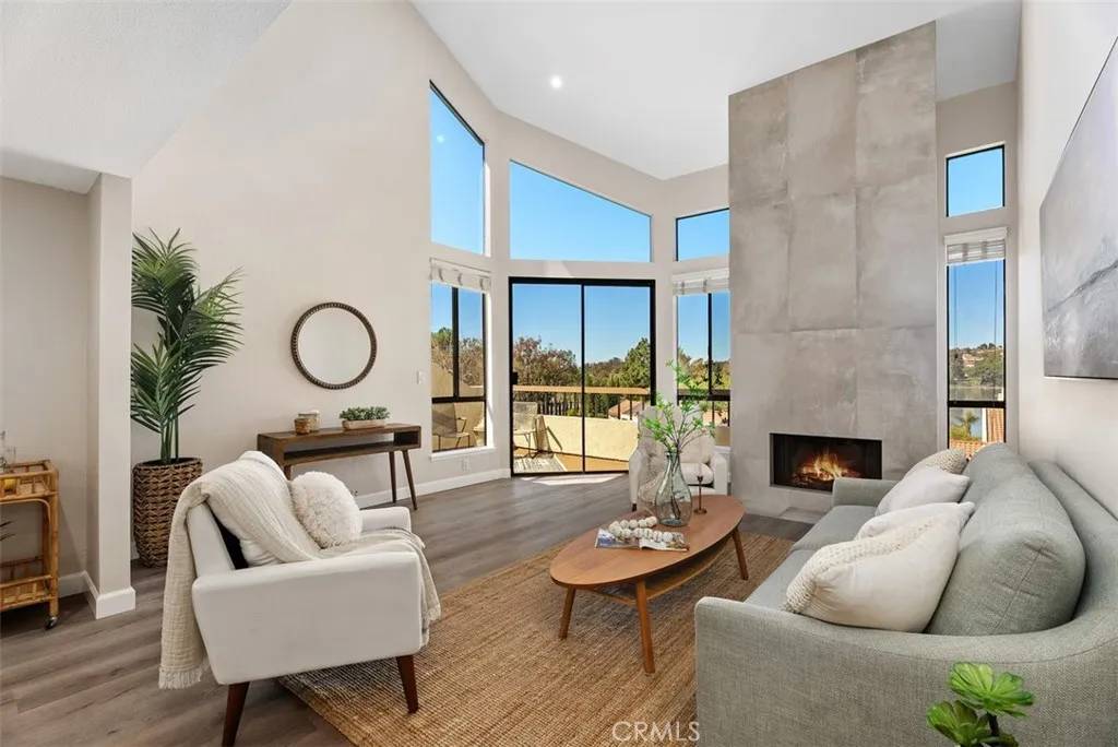 Mission Viejo, CA 92692,27857 Mazagon #108