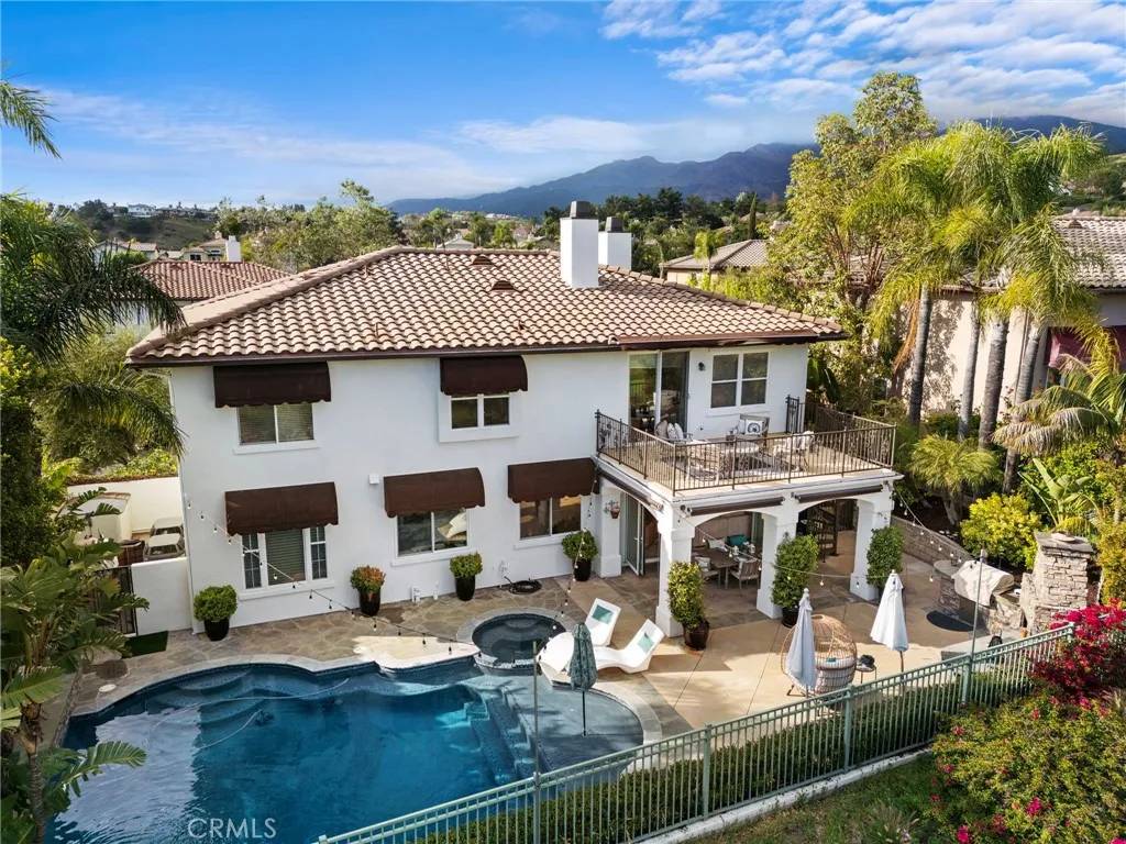 Rancho Santa Margarita, CA 92679,5 Golf Ridge Drive