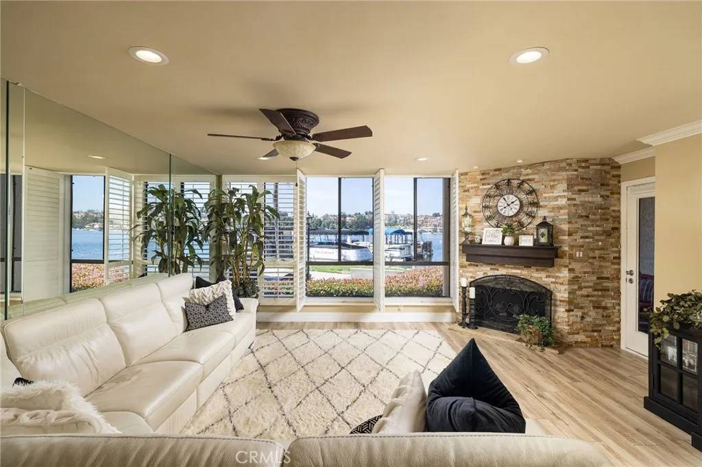 Mission Viejo, CA 92692,27805 Barbate #15