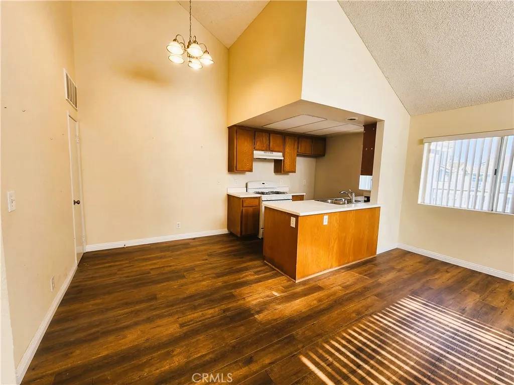Garden Grove, CA 92843,10411 Garden Grove Boulevard #25