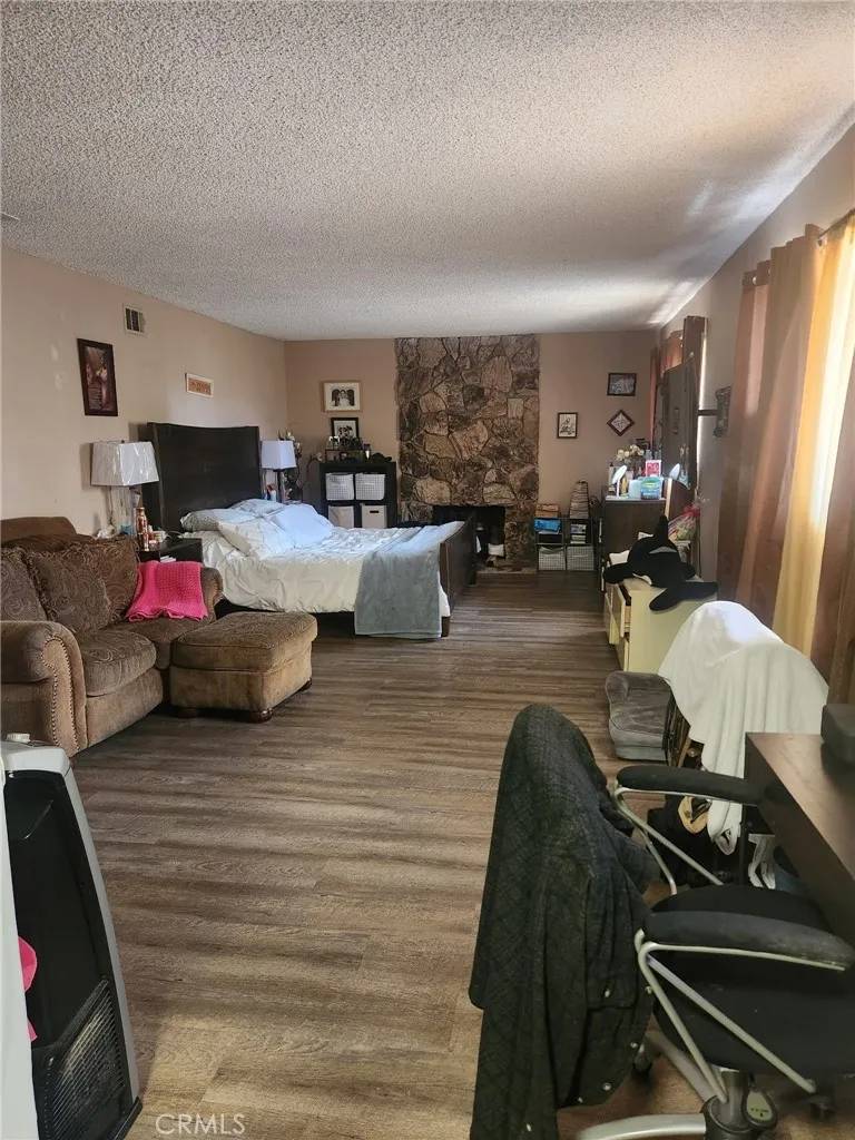 Rialto, CA 92376,703 W Montrose Street