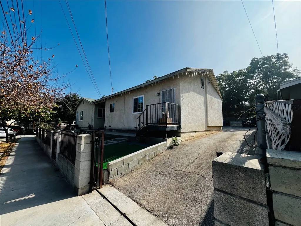 Los Angeles, CA 90032,5158 Templeton Street