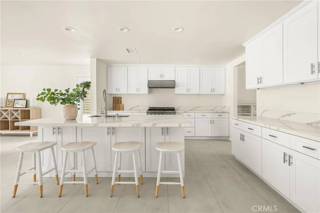 North Tustin, CA 92705,19201 Barrett Lane