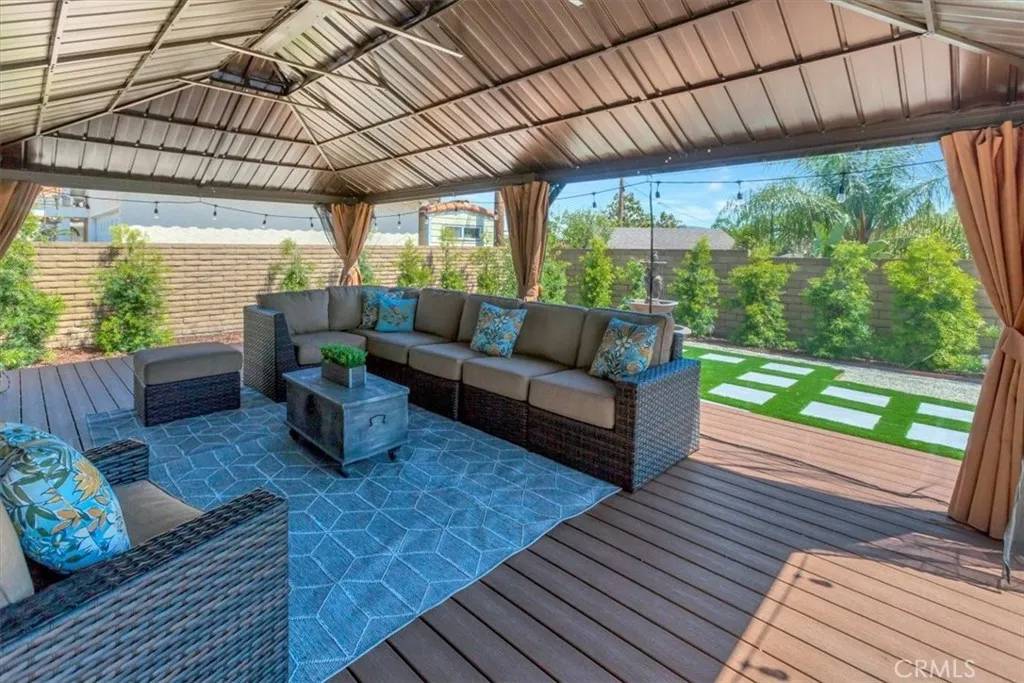 La Habra, CA 90631,300 Deanna Street
