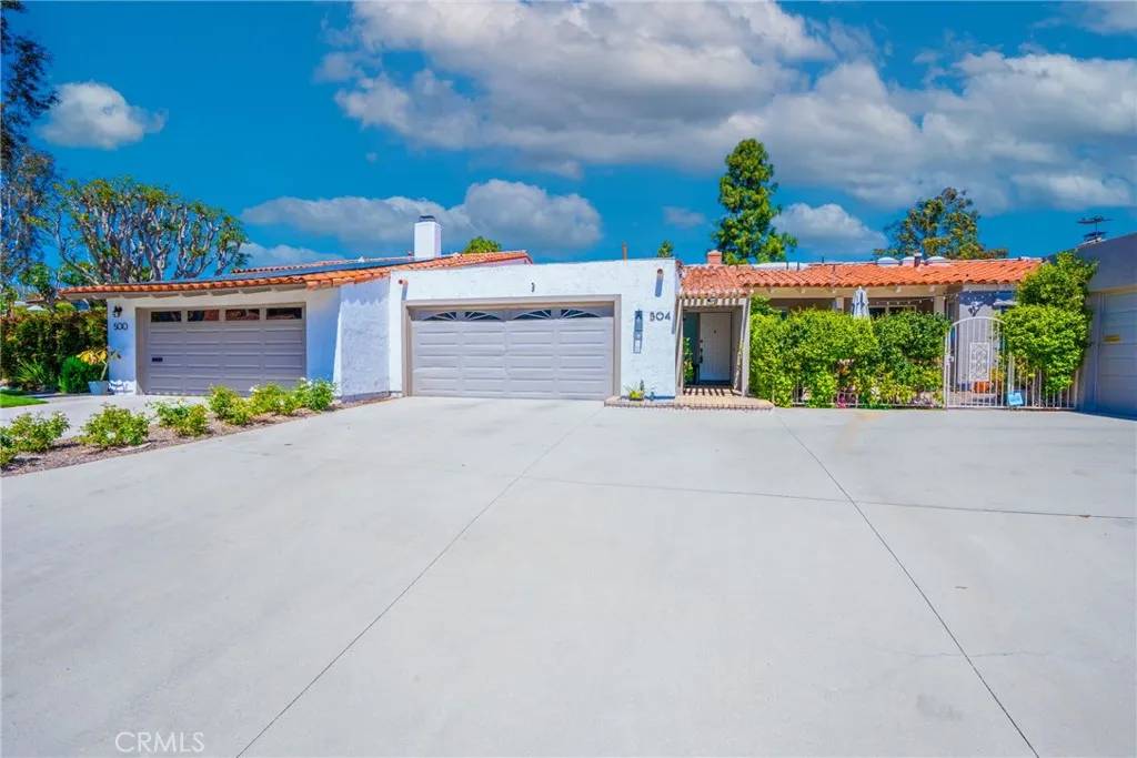 Newport Beach, CA 92660,504 Playa