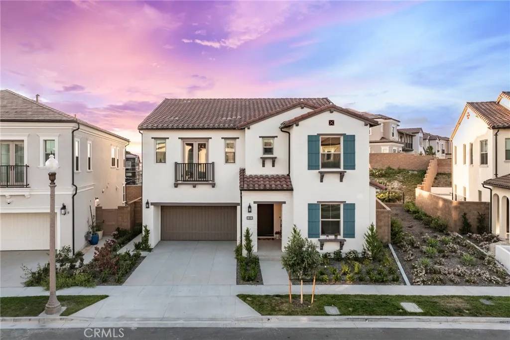 Irvine, CA 92618,151 Hyperion #57