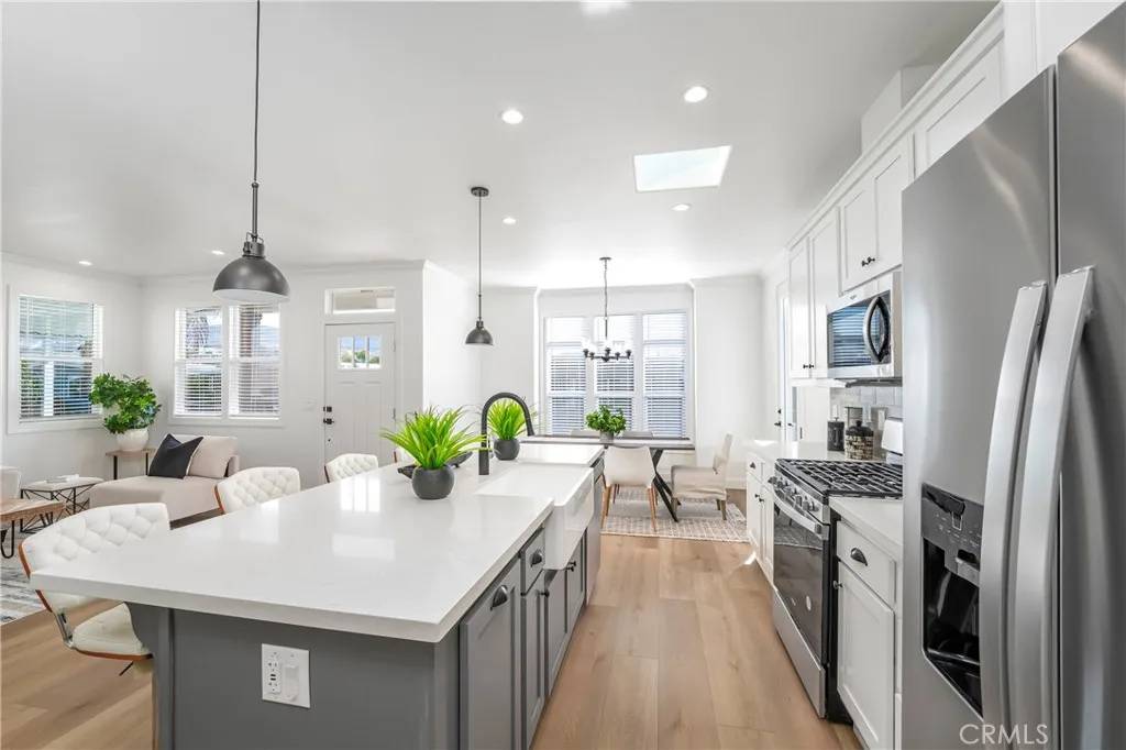 San Juan Capistrano, CA 92675,32302 Alipaz #93