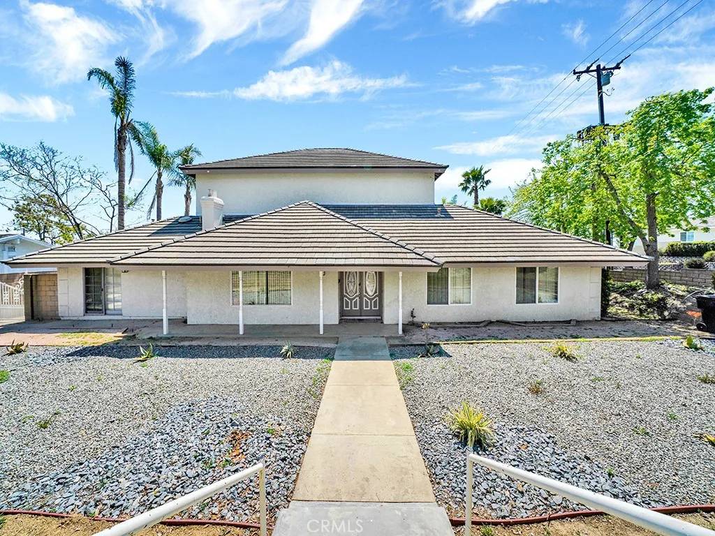 Alta Loma, CA 91701,8309 Hillside Road