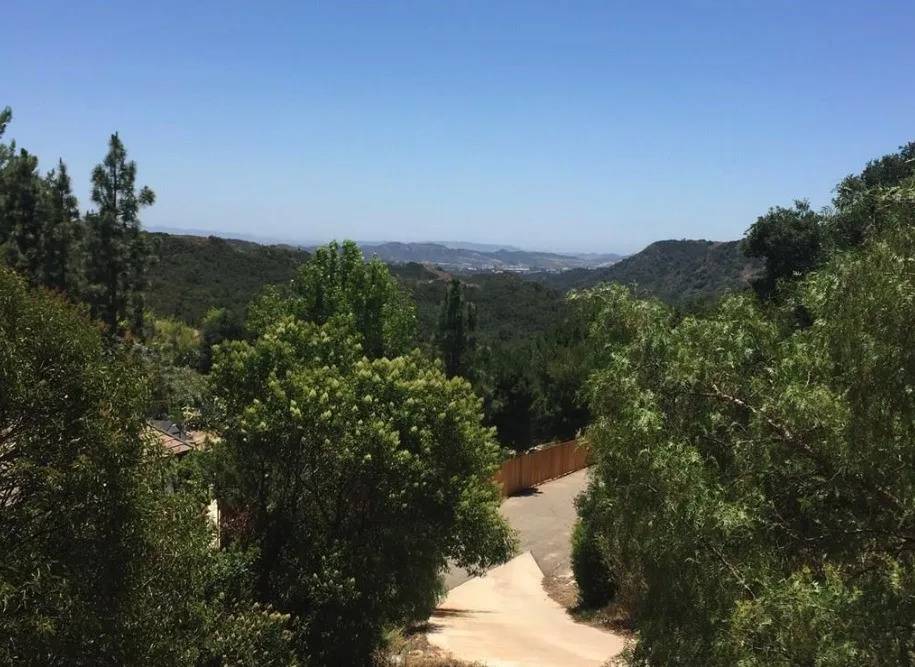 Trabuco Canyon, CA 92679,19361 Oakie Doakie