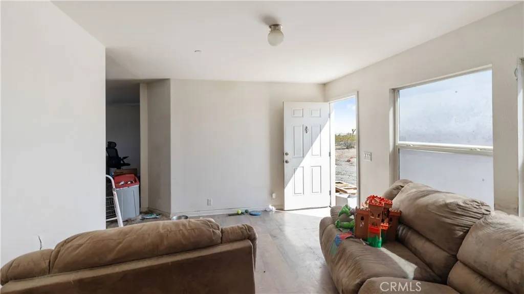 Pinon Hills, CA 92372,12474 Silver Rock Road