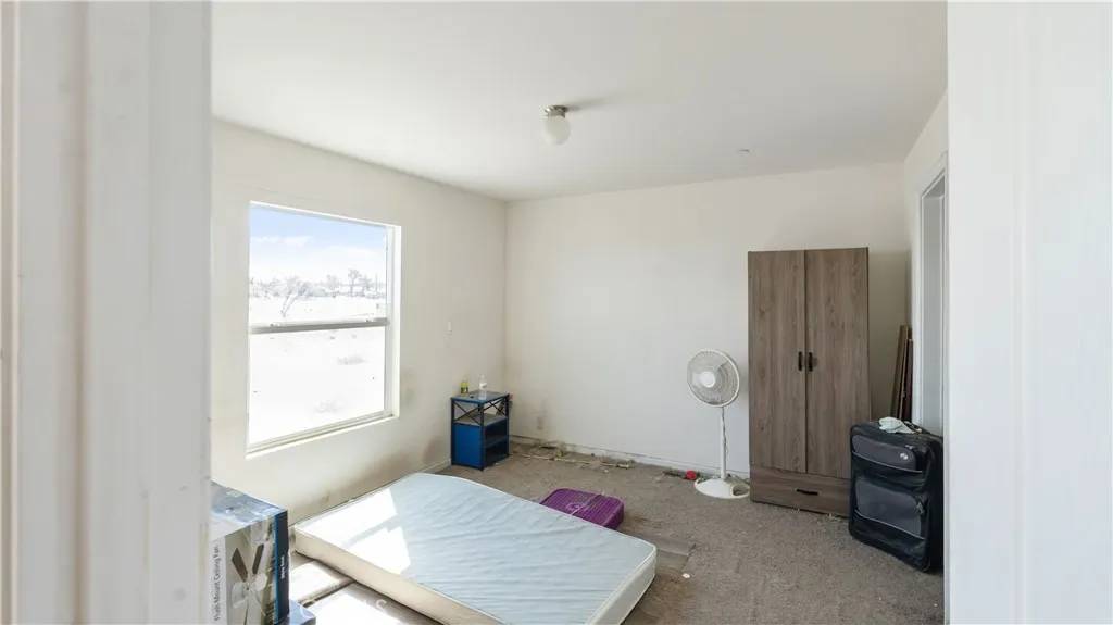 Pinon Hills, CA 92372,12474 Silver Rock Road