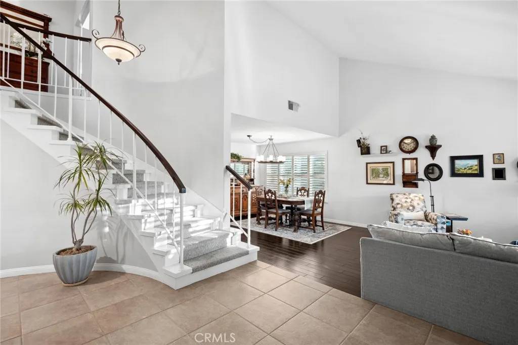 Laguna Hills, CA 92653,25042 Woolwich Street