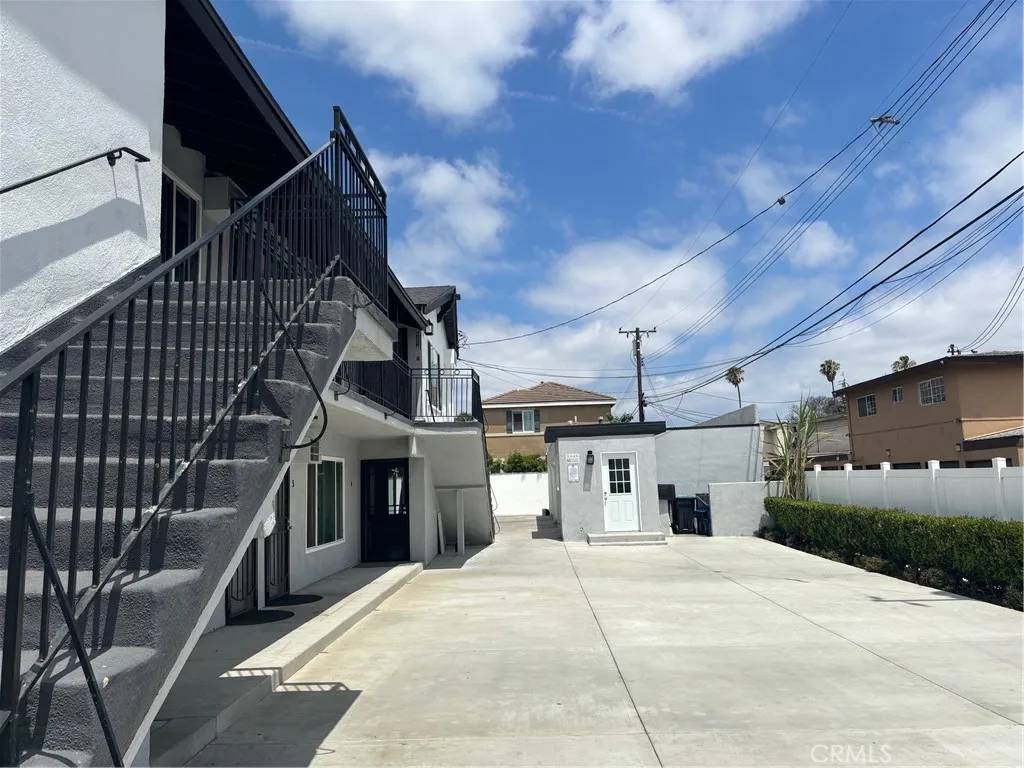 Garden Grove, CA 92843,13052 Rockinghorse Road