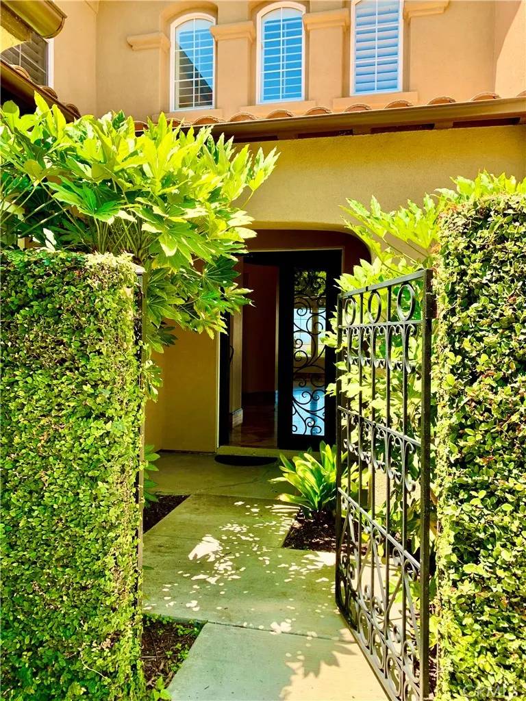 San Clemente, CA 92673,24 Calle Pacifica