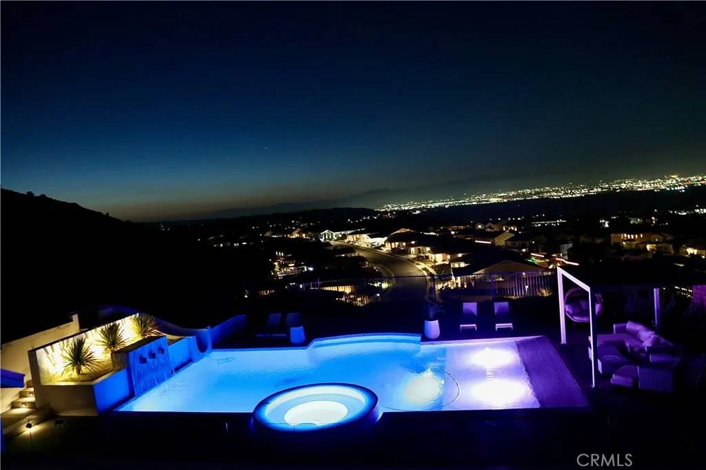 Corona, CA 92882,2493 Sierra Bella Drive