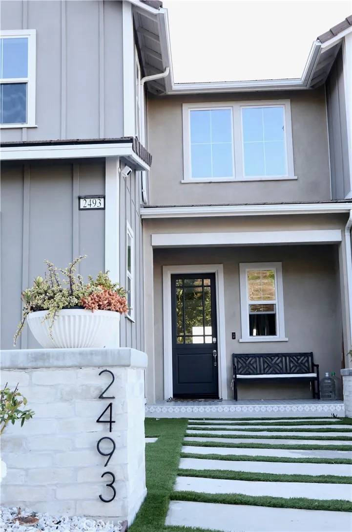 Corona, CA 92882,2493 Sierra Bella Drive