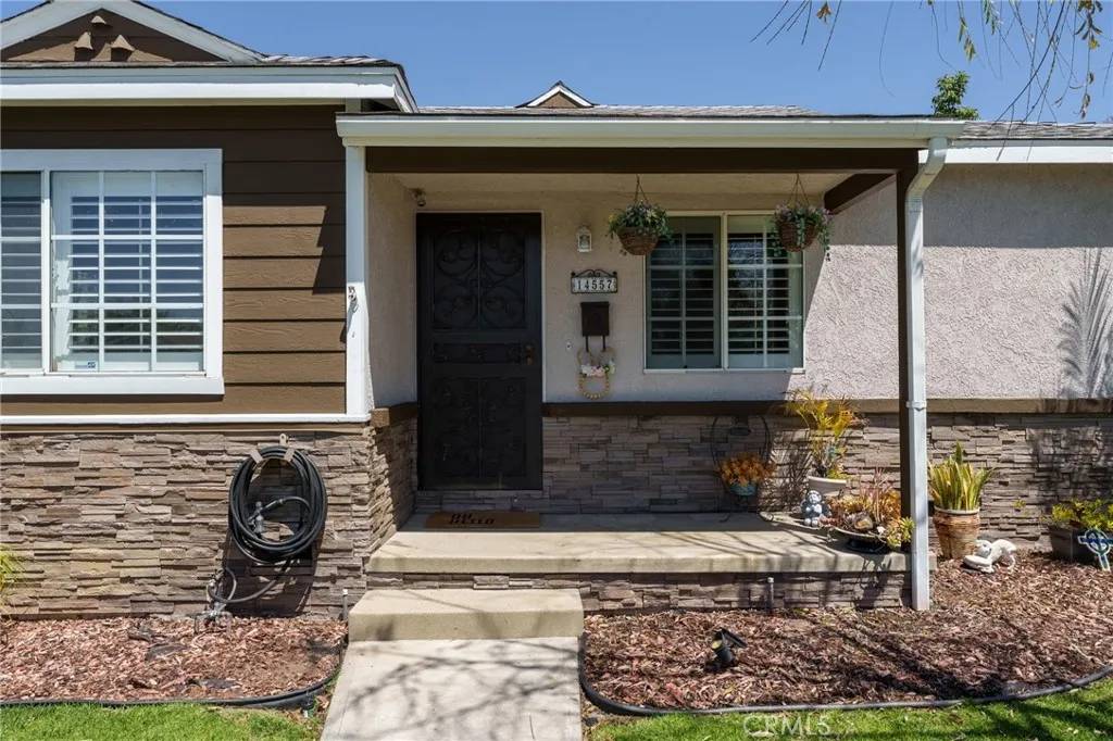 Whittier, CA 90603,14557 Hayward Street