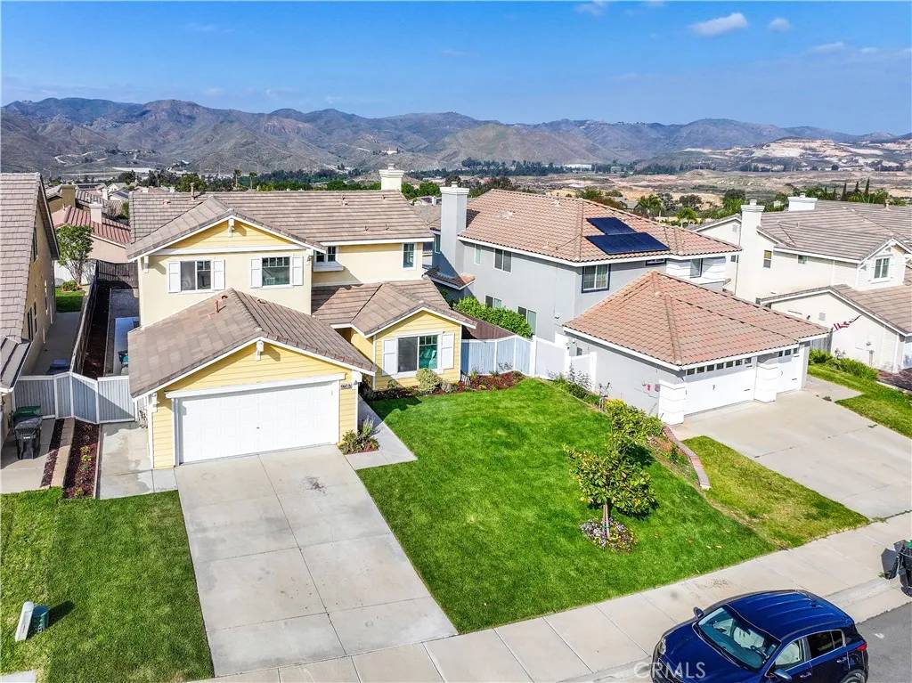 Corona, CA 92883,27587 Coyote Mesa Drive