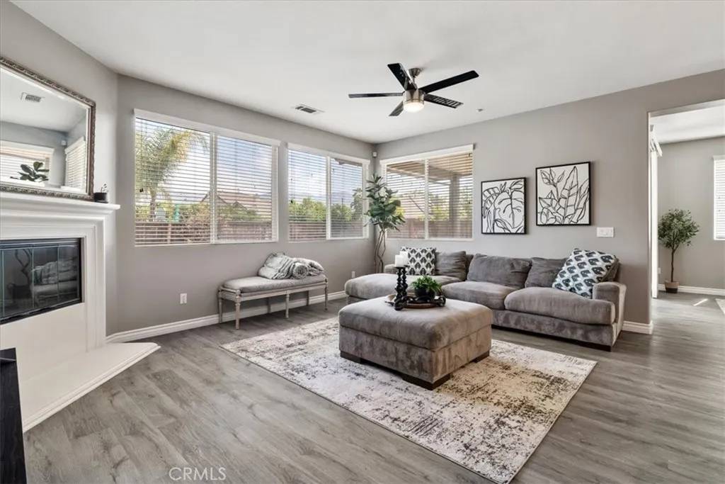 Redlands, CA 92374,420 Deodar St