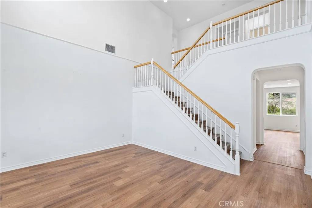 Sylmar, CA 91342,13346 Los Olivos Road