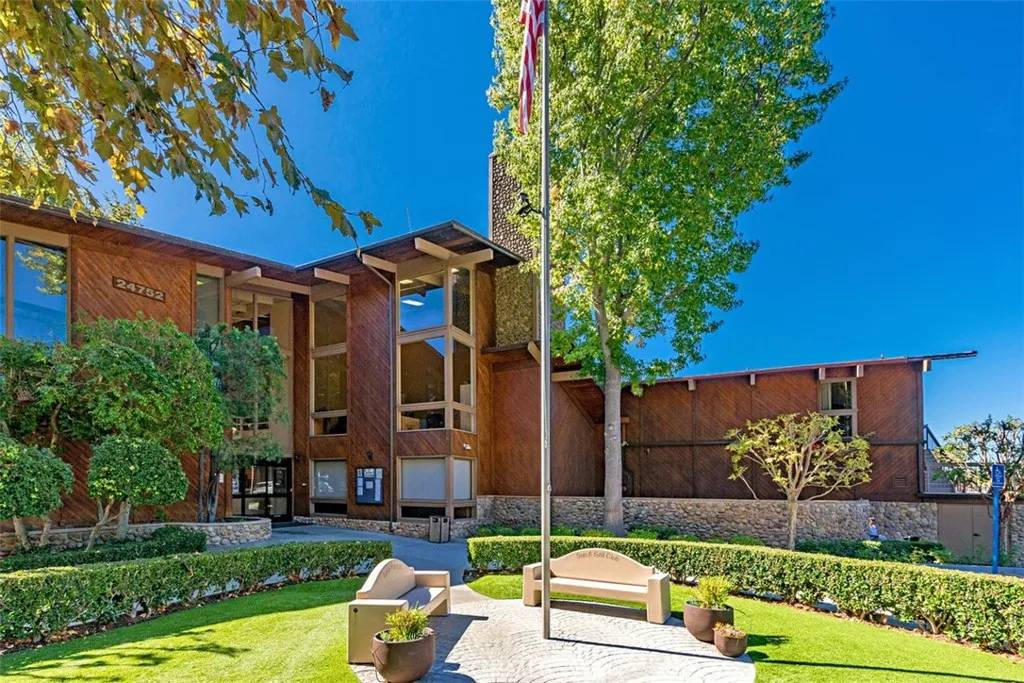 Lake Forest, CA 92630,21602 Rio Verde