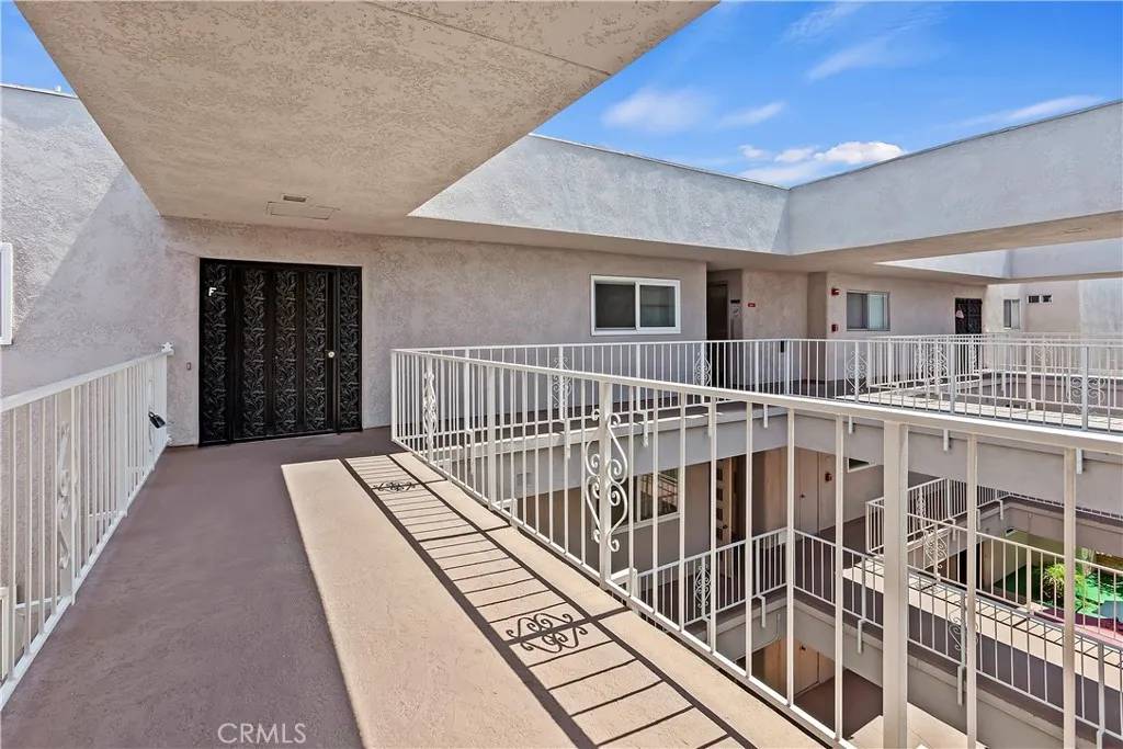 Laguna Woods, CA 92637,2355 Via Mariposa West #3F