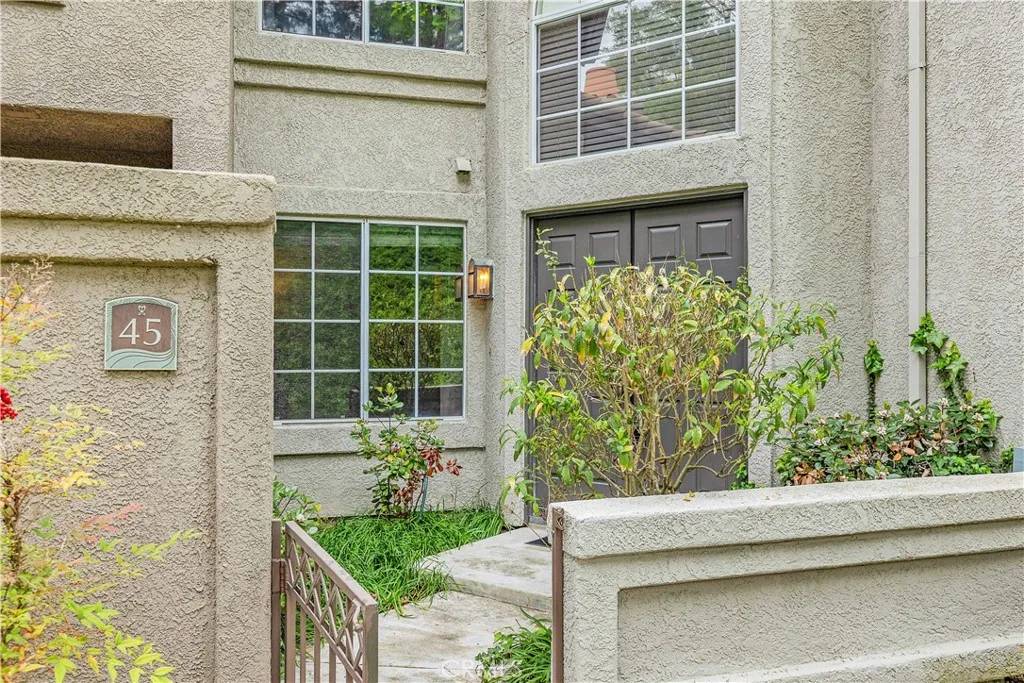 Aliso Viejo, CA 92656,45 Wisteria Place