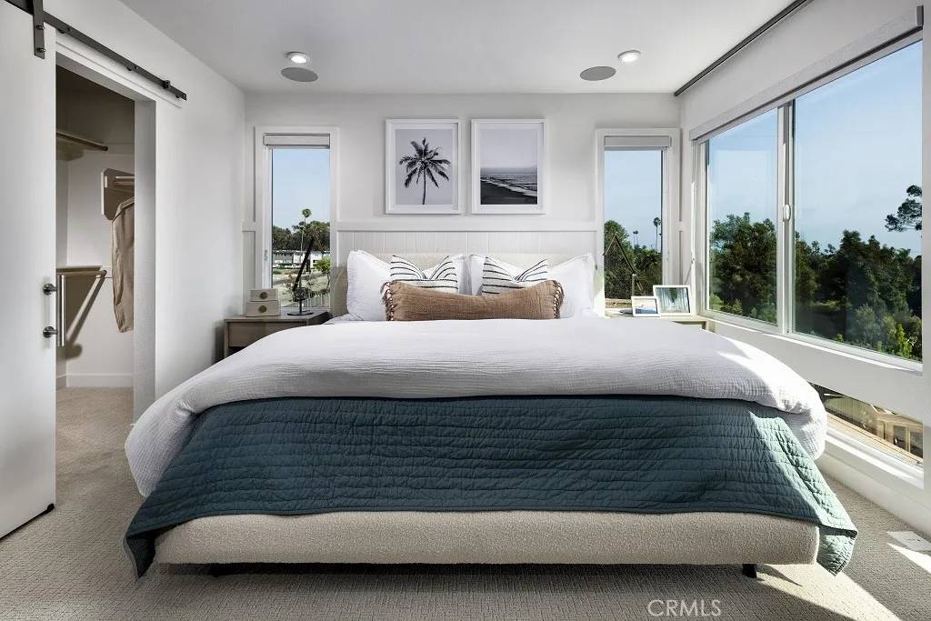 San Diego, CA 92117,4527 Misty Place