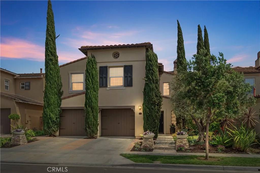 Irvine, CA 92603,114 Treehouse
