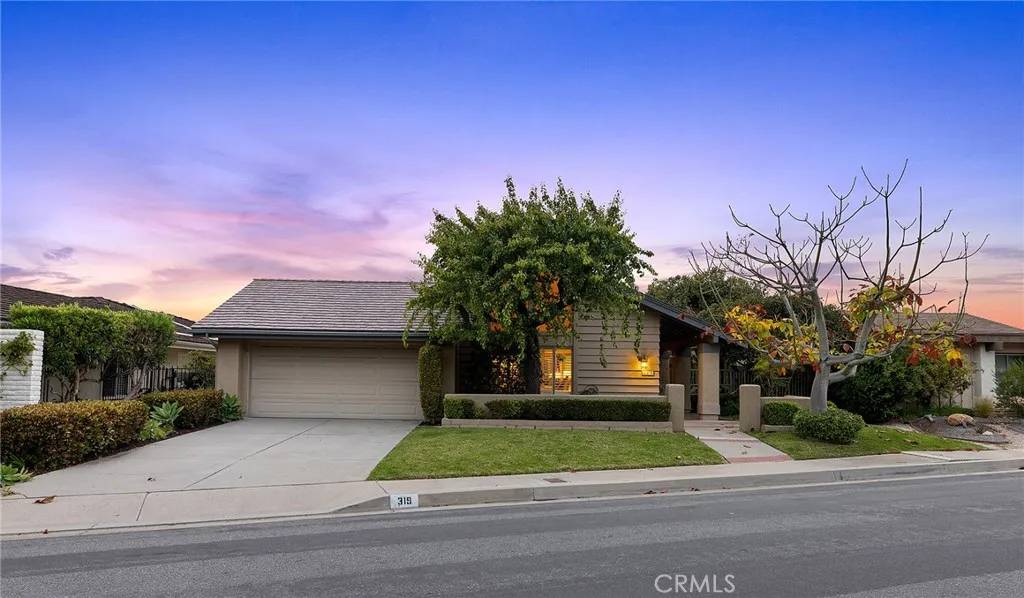 San Clemente, CA 92672,319 Calle Villario