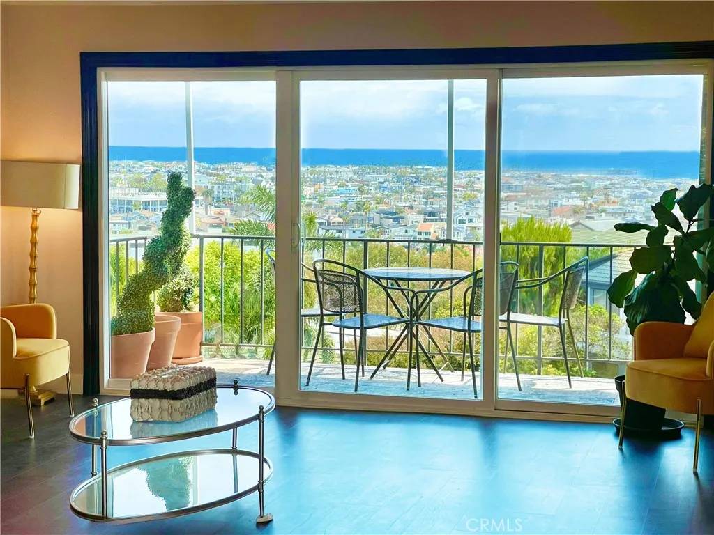 Newport Beach, CA 92663,102 Scholz #PH 28
