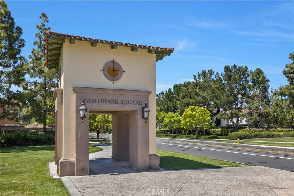 Irvine, CA 92602,9 Whitford