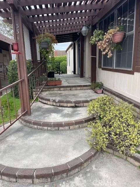Irvine, CA 92660,5200 Irvine Boulevard #331