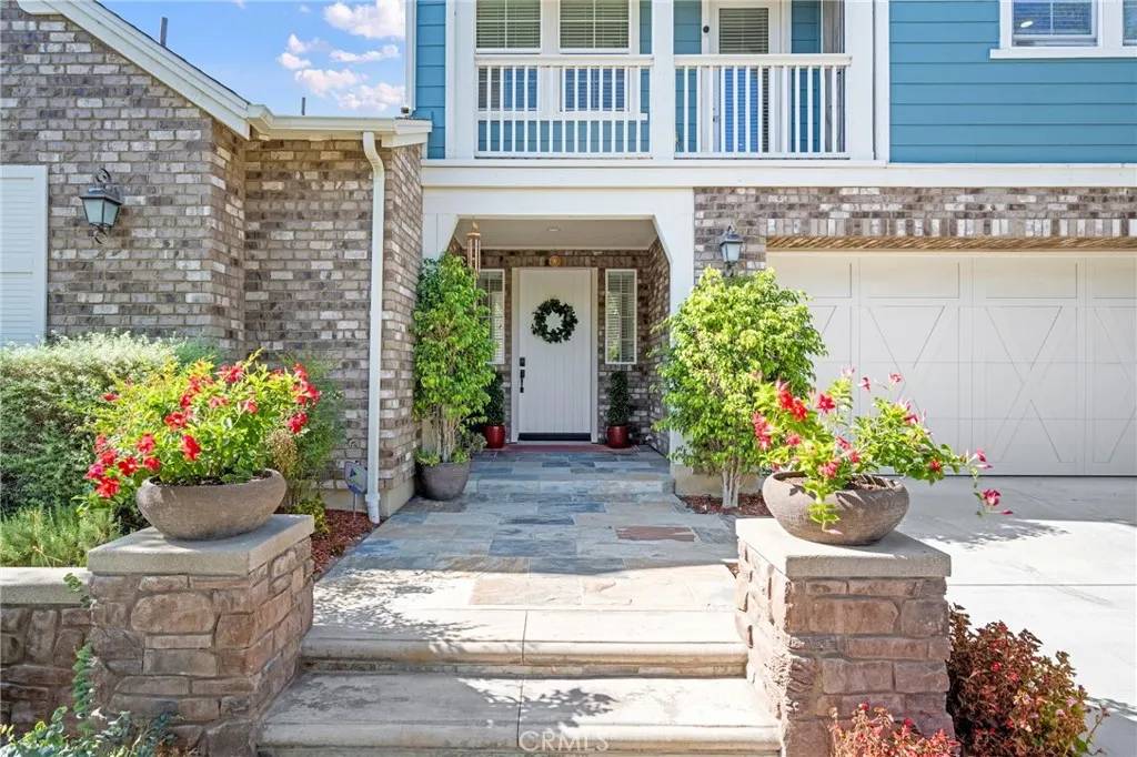 Irvine, CA 92618,175 Trillium