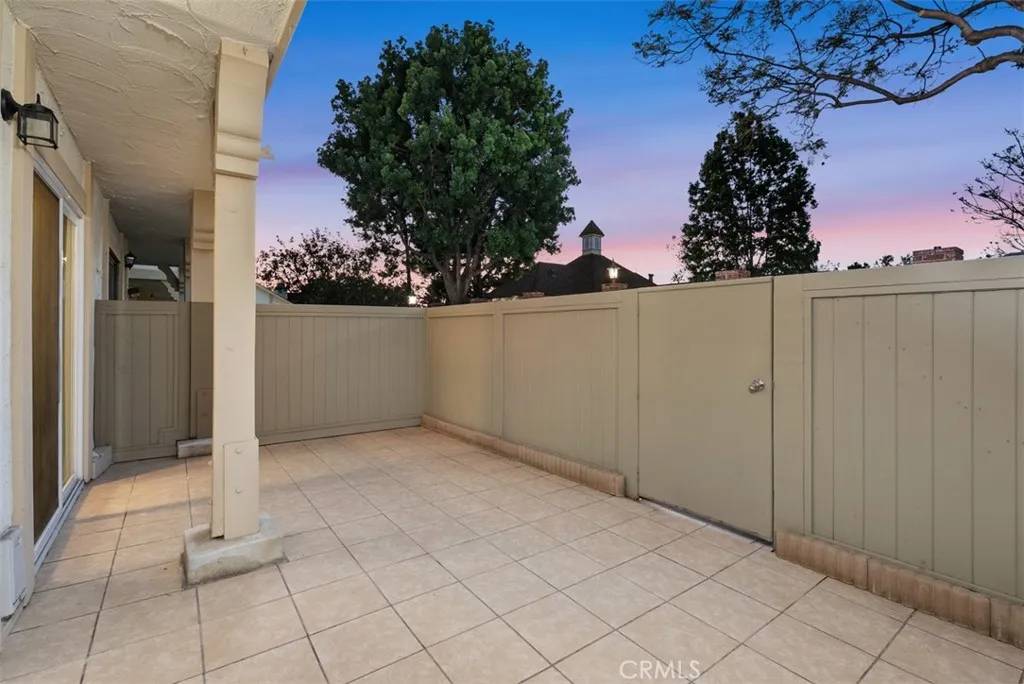 Westminster, CA 92683,9077 Collier Lane