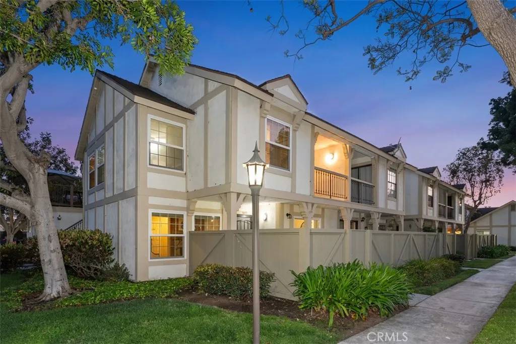 Westminster, CA 92683,9077 Collier Lane