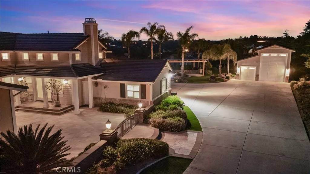 Fallbrook, CA 92028,3988 Keri Way