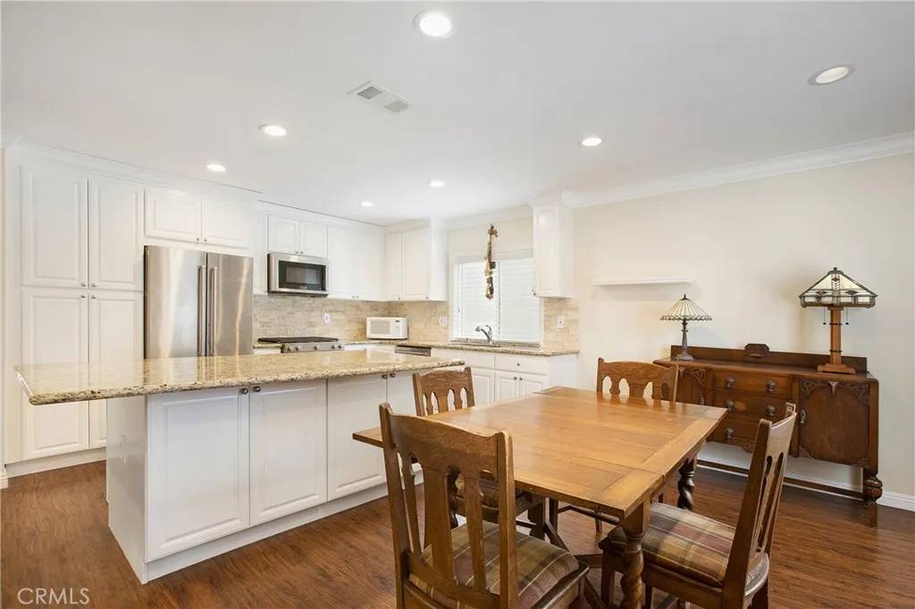 Mission Viejo, CA 92692,27942 Via Granados