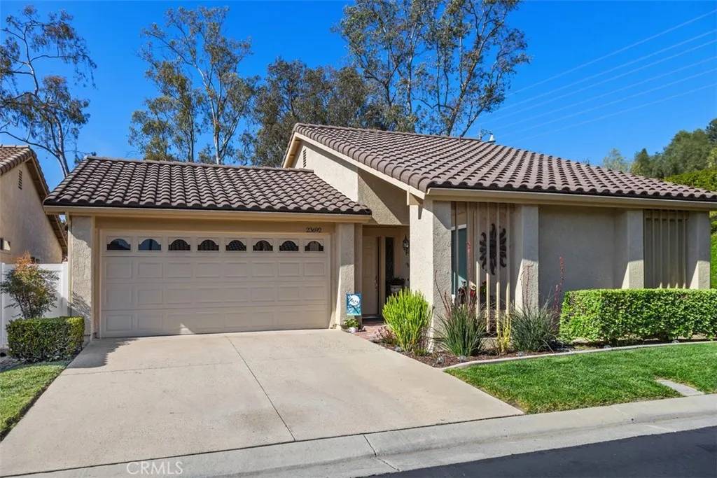 Mission Viejo, CA 92692,23692 Villena