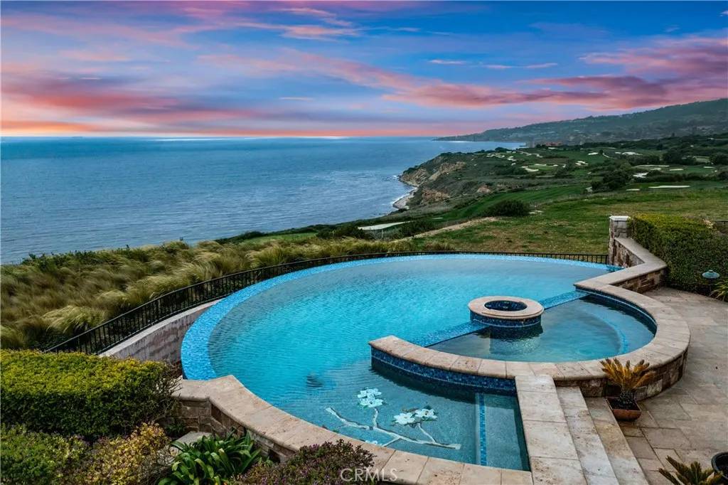 Rancho Palos Verdes, CA 90275,32040 Cape Point Drive