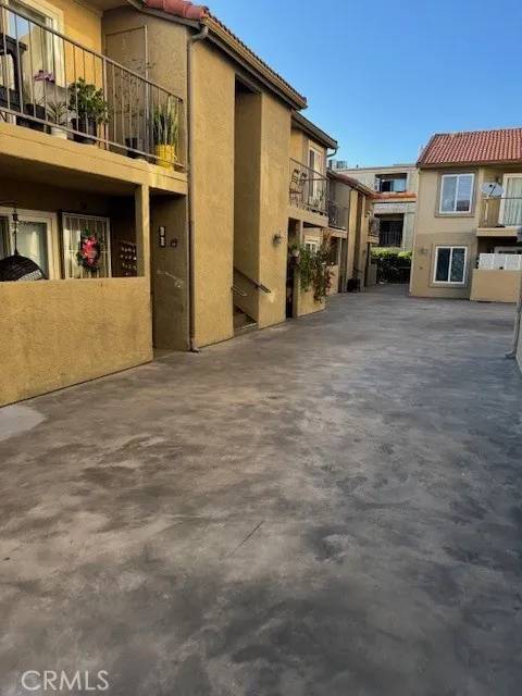 San Diego, CA 92115,4222 Menlo Avenue #18