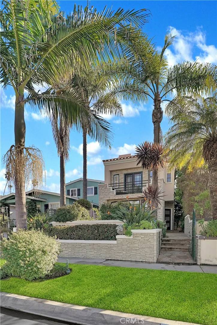 Huntington Beach, CA 92648,614 9th Street