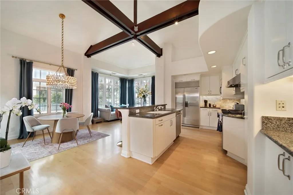 Corona Del Mar, CA 92625,2741 Bungalow Place