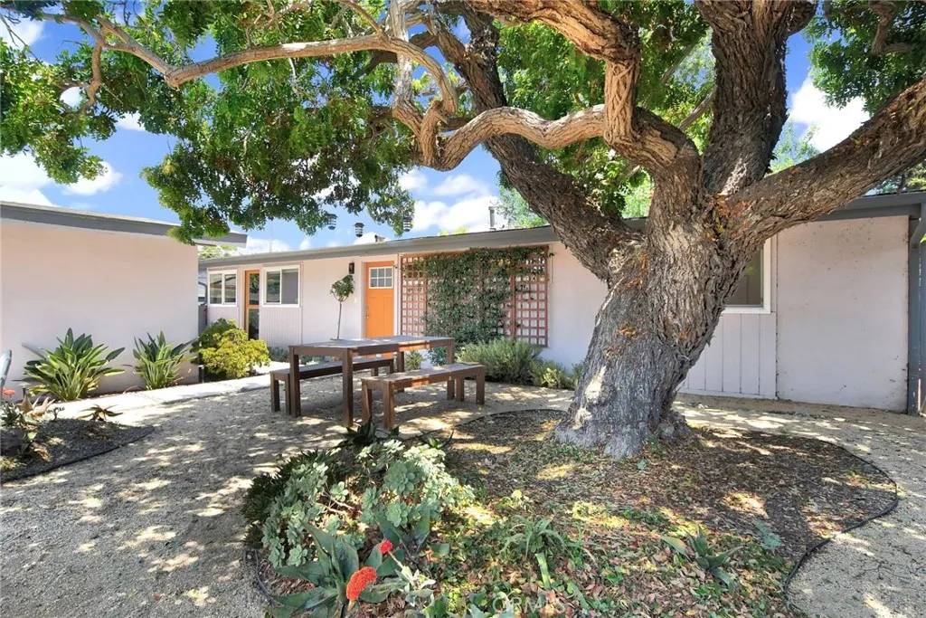 Costa Mesa, CA 92627,2112 Sterling Avenue