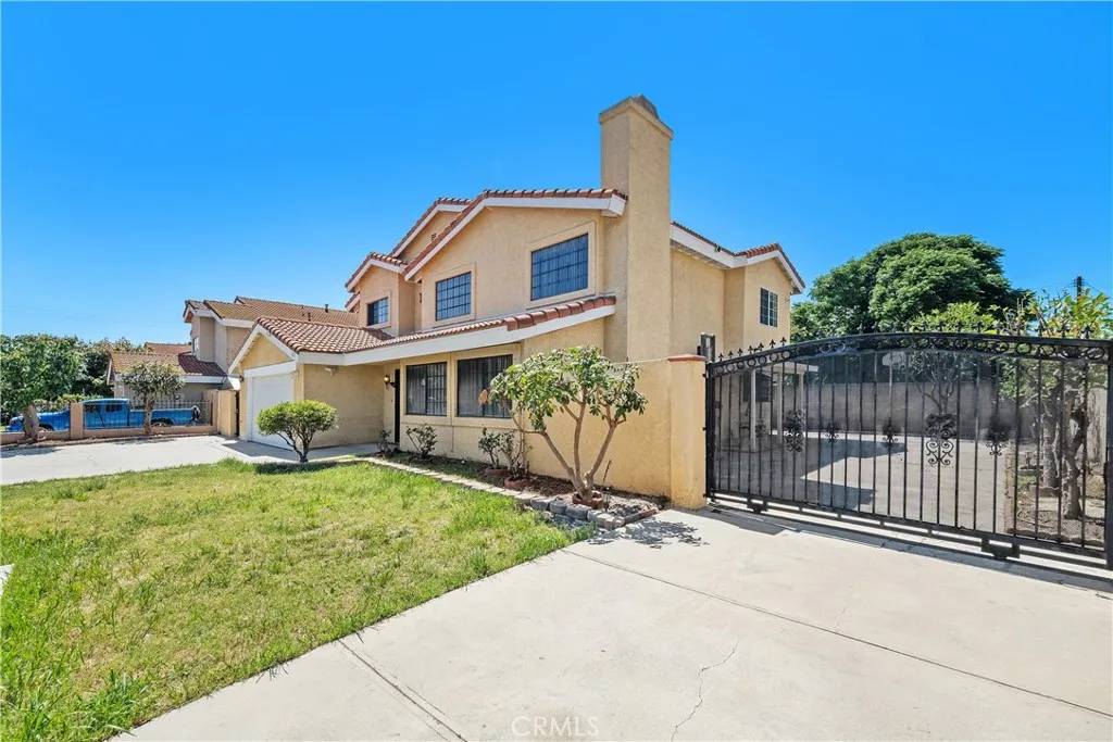 El Monte, CA 91732,2711 Caminar