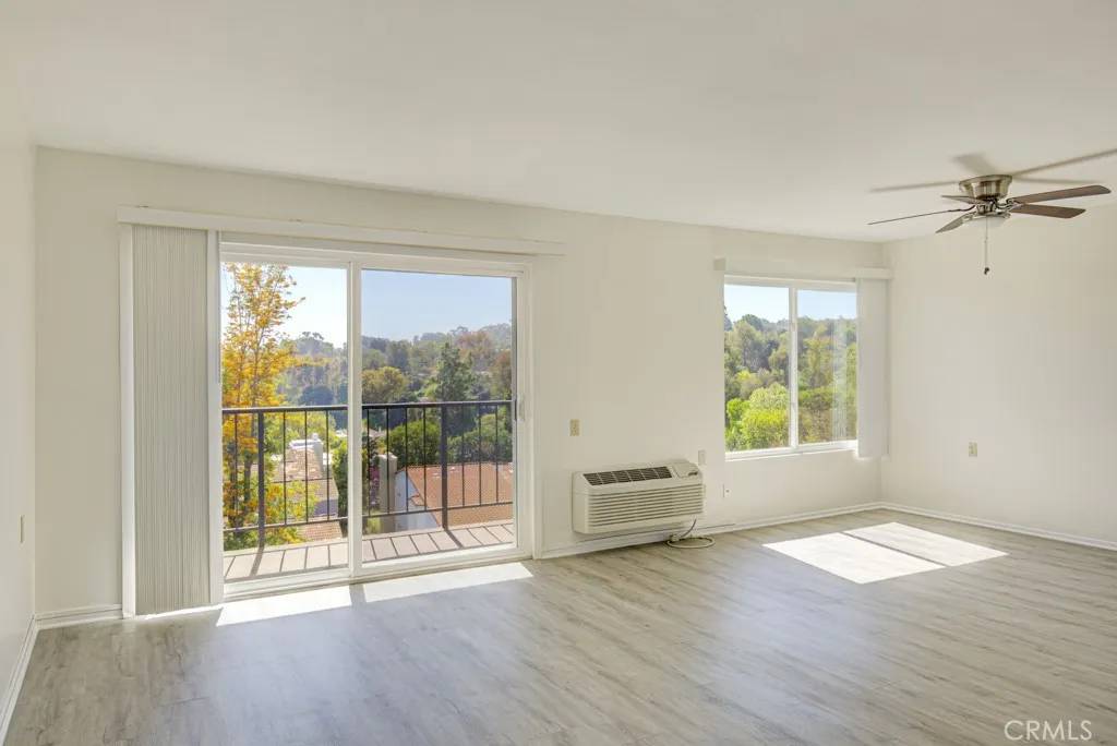 Laguna Woods, CA 92637,3336 Punta Alta #2F