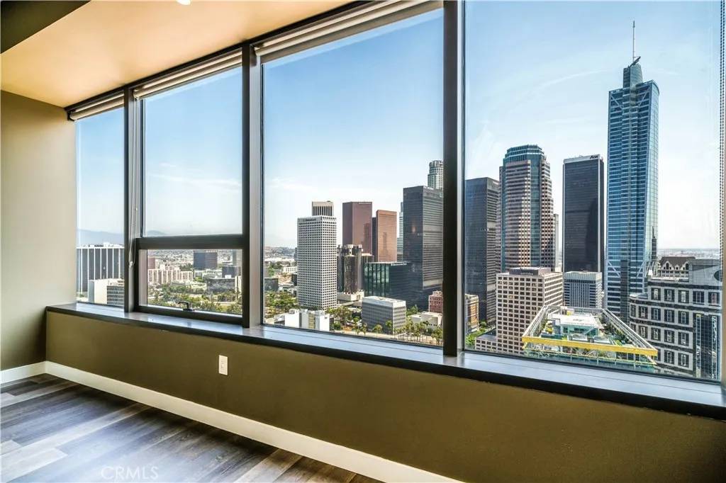 Los Angeles, CA 90017,1100 Wilshire Boulevard #2707