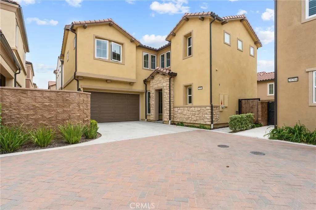 Porter Ranch, CA 91326,20702 W Chestnut Circle