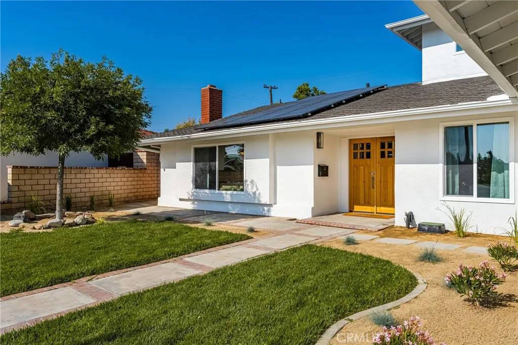 Yorba Linda, CA 92886,5662 Trail View Place